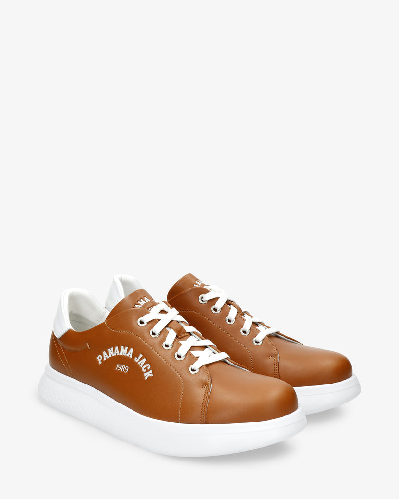 Yan sneakers de piel con forro interior de piel. cuero